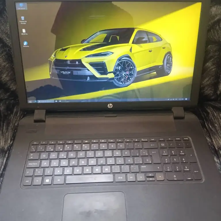 Laptop HP 17"'s photo #1